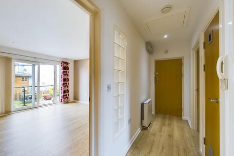 2 bedroom apartment for sale - Millennium Quay, Llanelli