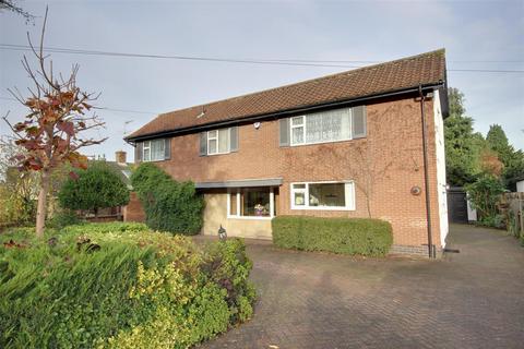 4 bedroom detached house for sale, Elveley Drive, West Ella