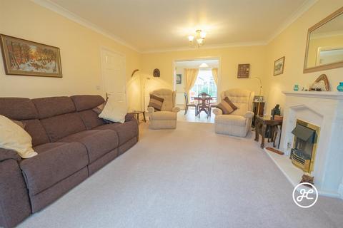 52 Avill Crescent, Taunton, TA1 2PL