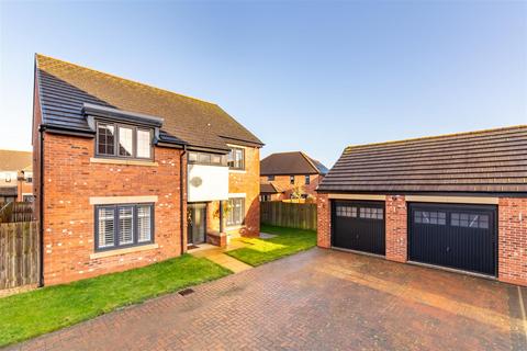 4 bedroom detached house for sale, Bevan Court, Stannington NE61