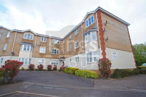2 bedroom property for sale, Burrows Chase, Waltham Abbey