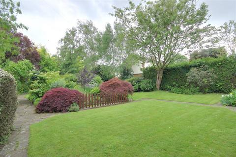 6 bedroom cottage for sale, Great Gutter Lane East, Willerby