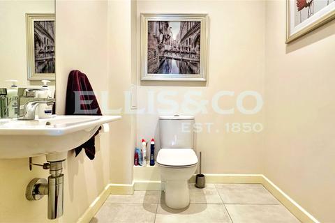 1 Rainbird Close, Wembley, HA0 1FU