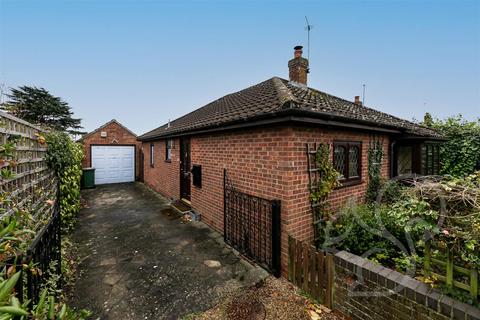 2 bedroom detached bungalow for sale, Digby Mews, West Mersea Colchester CO5