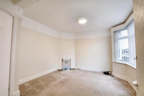 35 Cantrell Road, Nottingham, NG6 9AQ