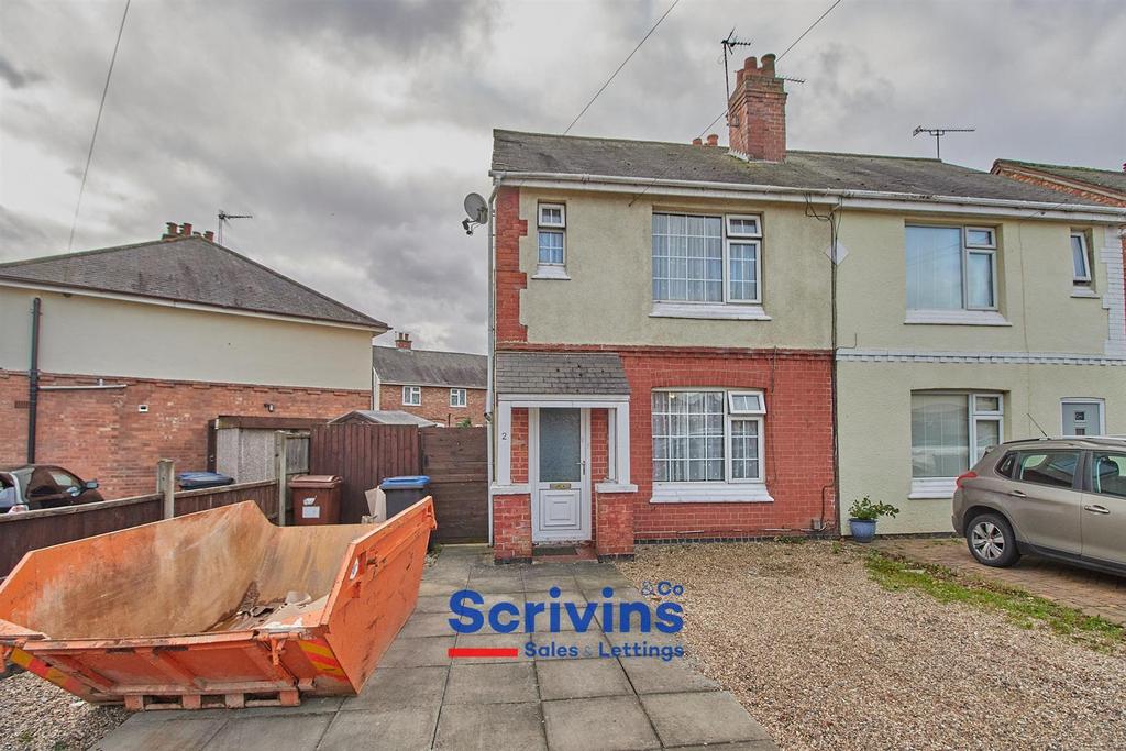 Rutland Avenue, Hinckley 2 bed semidetached house for sale £180,000