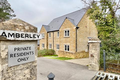 8 Amberley Ridge, Rodborough Common, Stroud, GL5 5DB