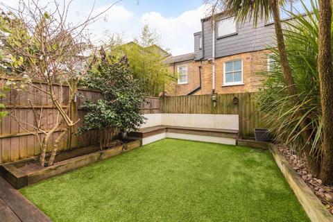 84 Hawksley Road, London, N16 0TJ