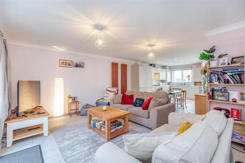 29 Bridge Close, Church Fenton, Tadcaster, LS24 9GZ