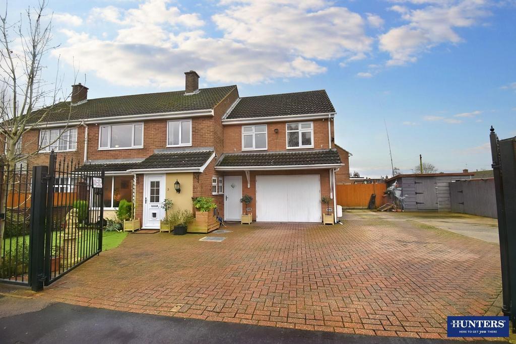 Everard Way, Stanton Under Bardon, Markfield 4 bed semidetached house