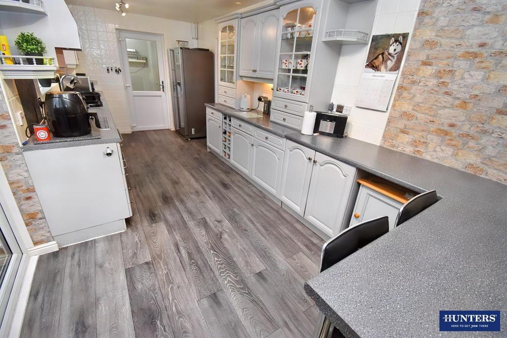 Kitchen-breakfast room
