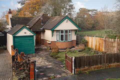 64 Chestnut Avenue, Epsom, KT19 0SZ