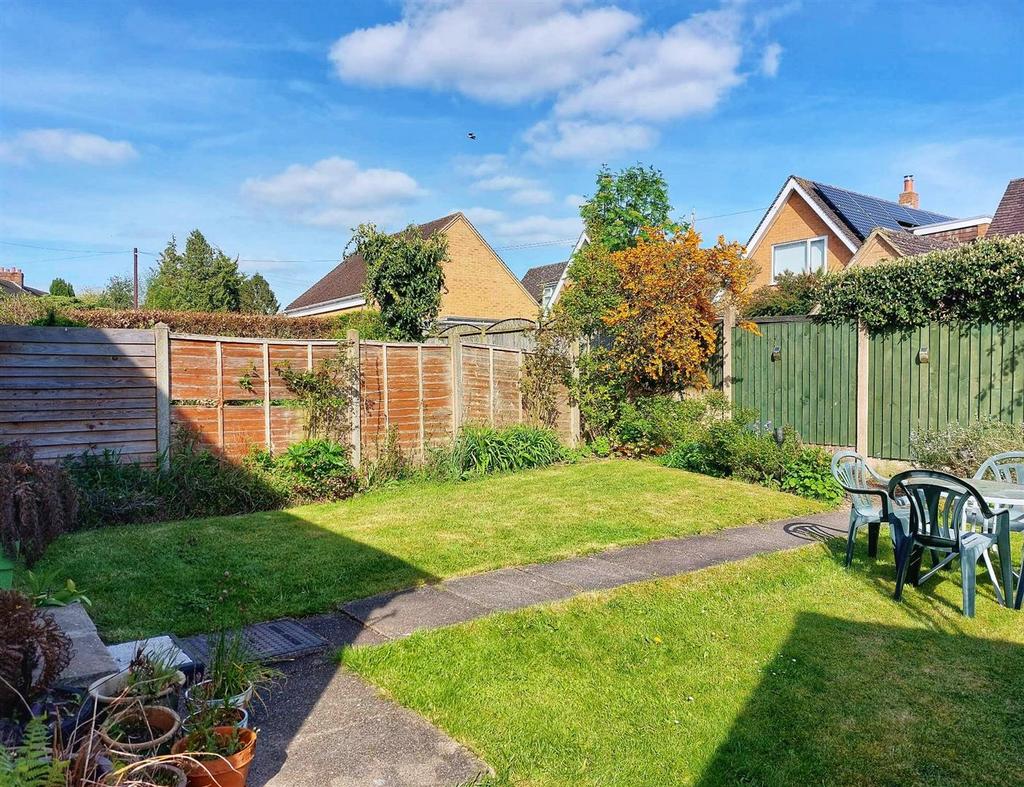 Back Lane, Shirley, Ashbourne 3 bed semidetached house for sale £270,000