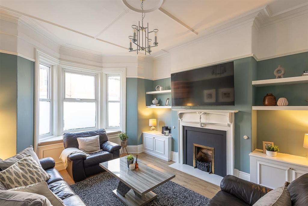 Osborne Avenue, Jesmond, Newcastle Upon Tyne 3 bed terraced house for