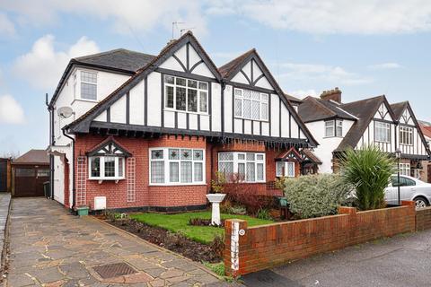 129 Waverley Road, Epsom, KT17 2LN