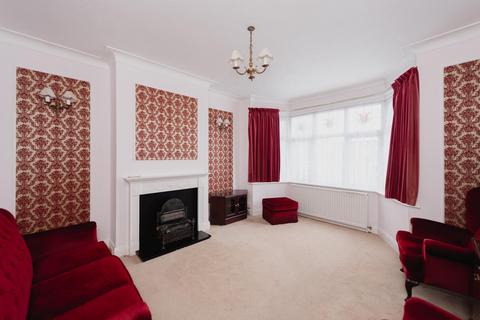 129 Waverley Road, Epsom, KT17 2LN