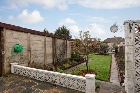 129 Waverley Road, Epsom, KT17 2LN