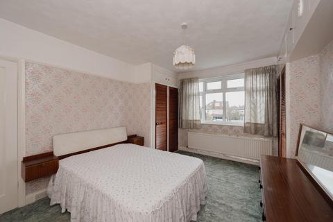 129 Waverley Road, Epsom, KT17 2LN
