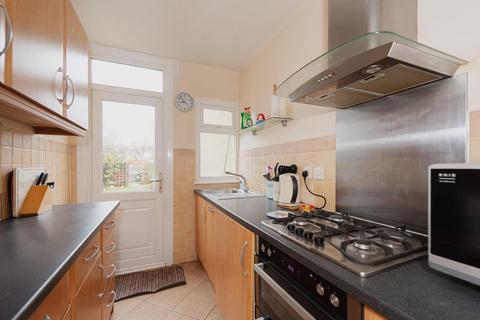 2 Kew Crescent, Cheam, Sutton, SM3 9RT