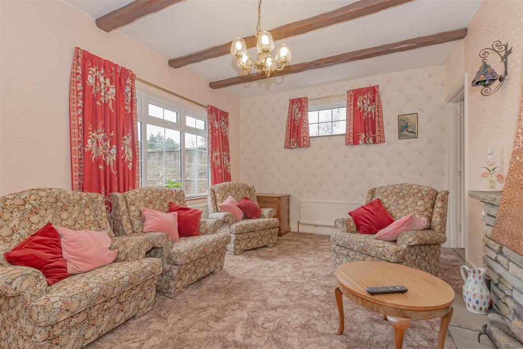 North Cray Road, Sidcup 2 bed detached bungalow for sale £625,000