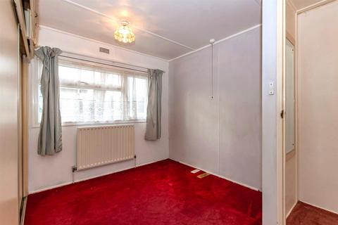 2 bedroom park home for sale, Stonehill Woods Park, Old London Road, Sidcup
