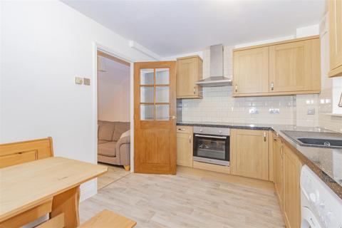 21 Heathlee Road, Crayford, Dartford, DA1 3PW