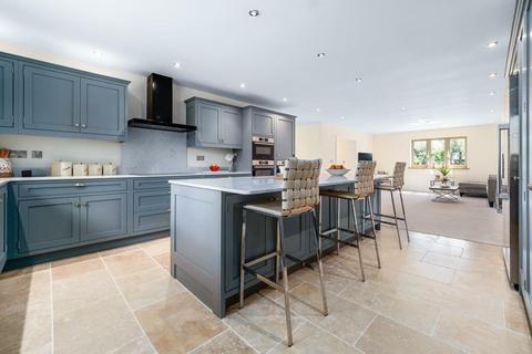 6 bedroom detached house for sale, Mill Lane, Newbold on Stour, Warwickshire, CV37