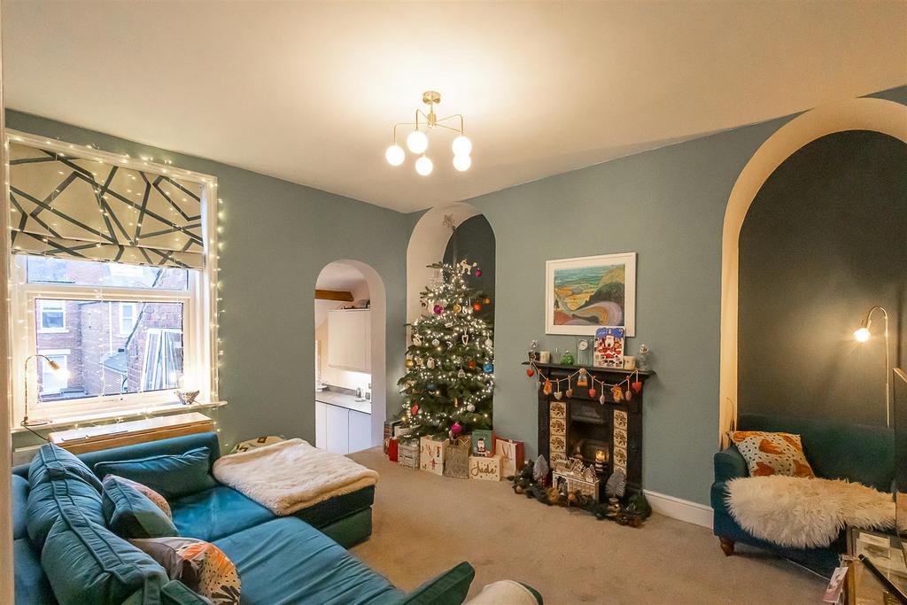 Beaumont Terrace, Gosforth, Newcastle upon Tyne 3 bed flat for sale £