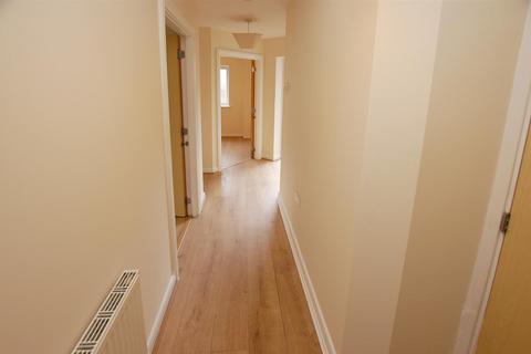 2 bedroom flat for sale, Wincliff Road, Tonbridge