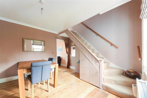 5 Albert Road, Epsom, KT17 4EQ