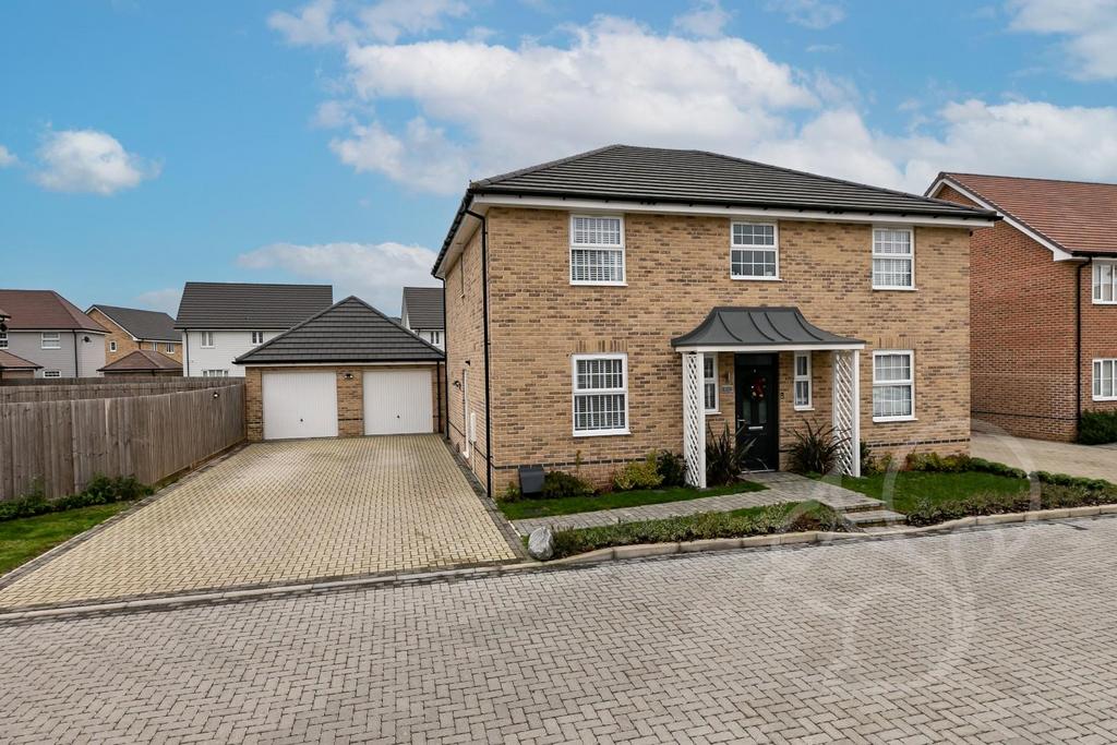 Baxter Chase, Elmstead 5 bed detached house for sale £650,000