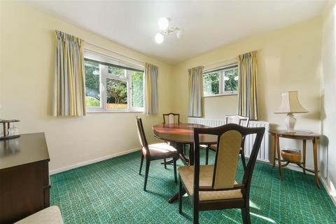 23a Burgh Heath Road, Epsom, KT17 4LP