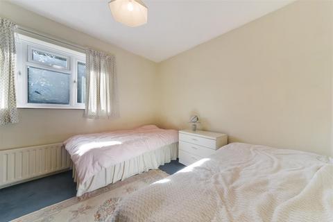 23a Burgh Heath Road, Epsom, KT17 4LP