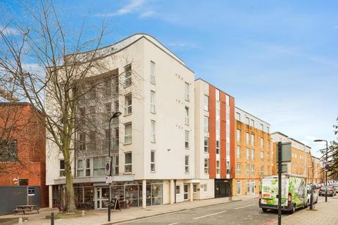 2 bedroom apartment for sale, Enfield Road, London, N1