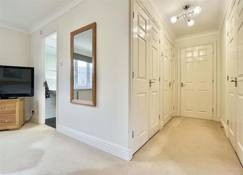 Dressing Area.jpg