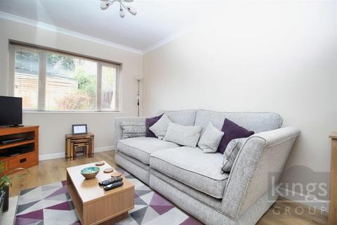 2 bedroom end of terrace house for sale, Whitefields Road, Cheshunt, Waltham Cross