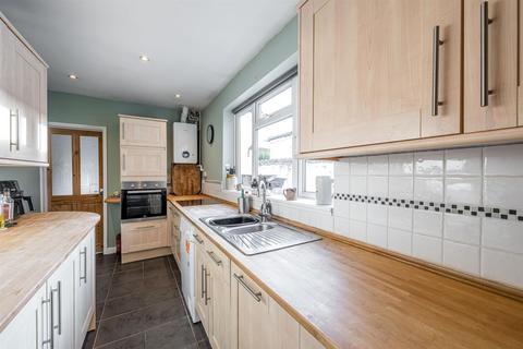 3 bedroom terraced house for sale, High Street, Wollaston, DY8 4NJ