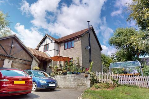 4 bedroom detached house for sale, Plovers Rise, Radstock