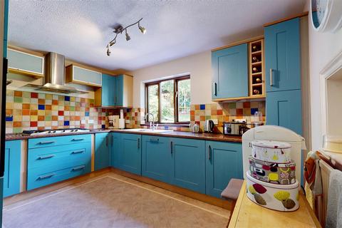 4 bedroom detached house for sale, Plovers Rise, Radstock