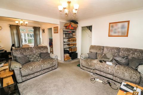 14 Butneys, Basildon, SS14 2DH