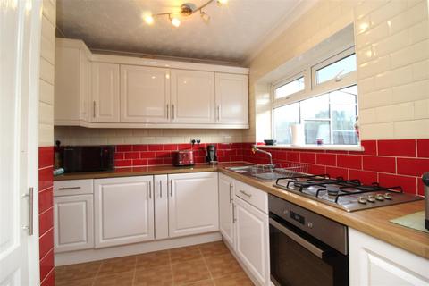 4 bedroom semi-detached house for sale, Sussex Gardens, Herne Bay