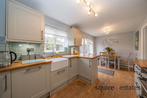 13 Boxted Road, Hemel Hempstead, HP1 2QJ