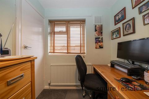 13 Boxted Road, Hemel Hempstead, HP1 2QJ