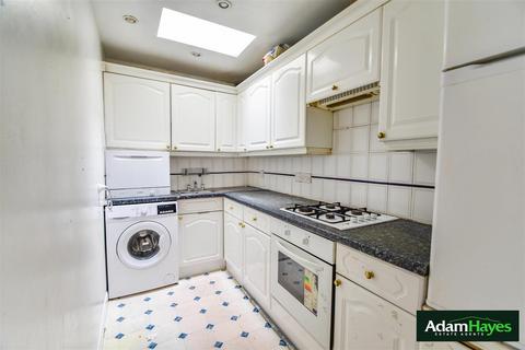 1 bedroom apartment for sale, Redbourne Avenue, London N3