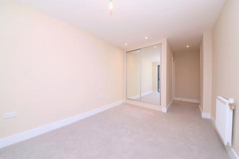 3 bedroom apartment for sale, 403 Nether Street, London, N3