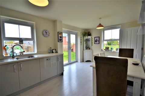31 Endeavour Way, Burnham-on-crouch, CM0 8FY