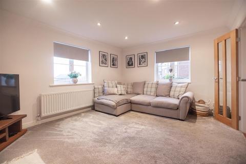 19 Acorn Way, Pool In Wharfedale, Otley, LS21 1TY