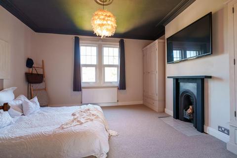 9 Talbot Road, Leeds, LS8 1AG