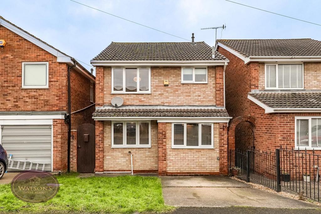 Brunel Avenue, Newthorpe, Nottingham, NG16 3 bed detached house for sale £220,000