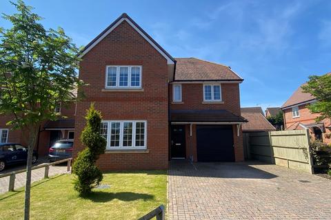 4 bedroom detached house for sale, Turfmead, Hitchin, SG4